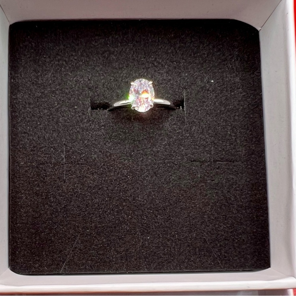 NIB 925 Sterling Silver Zircon Ring Size 7 - Picture 11 of 16
